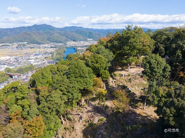 美濃金山城跡ドローン画像