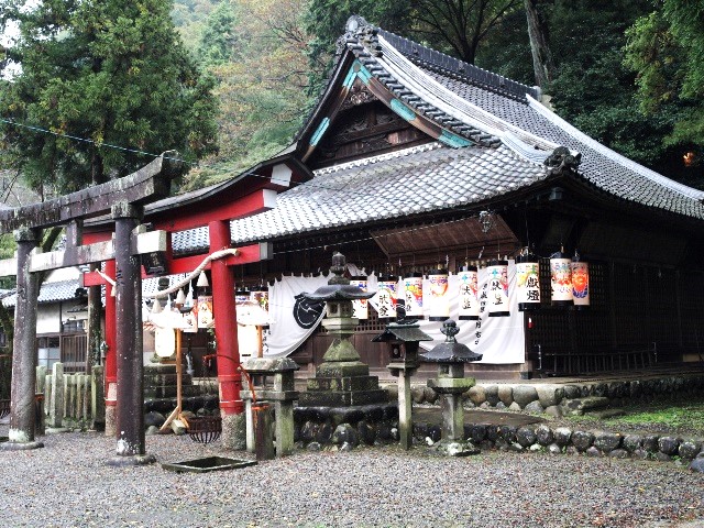 貴船神社