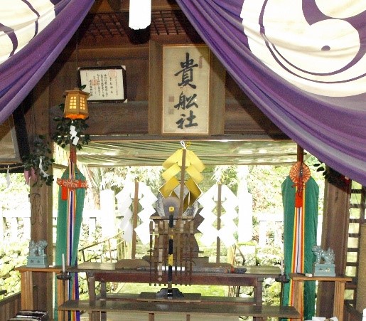 貴船神社