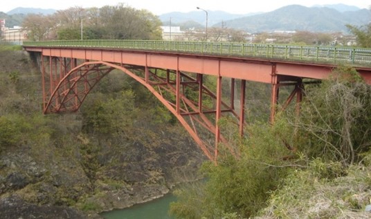 兼山橋