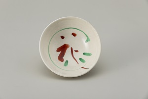 色絵花字茶碗
