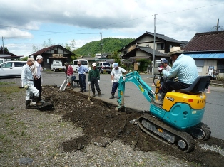 兼山駅跡地活性の会の活動の様子