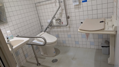 多目的トイレの写真